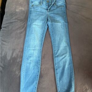Liverpool Skinny Jeans in Light Blue Wash